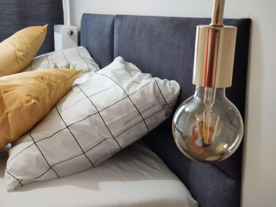 Piekny Apartament 3-Pokojowy Katoviçe Dış mekan fotoğraf